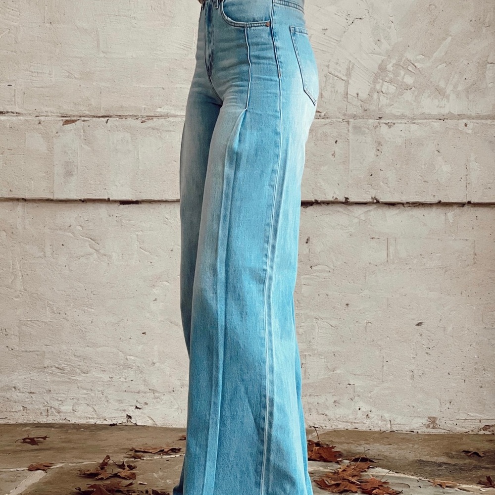 glitz and spurs boutique high waist wide leg jean size 11, no stretch